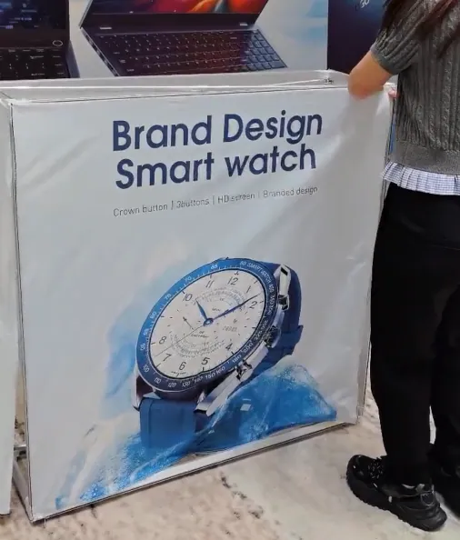 Aligning a custom printed fabric graphic on a portable trade show counter