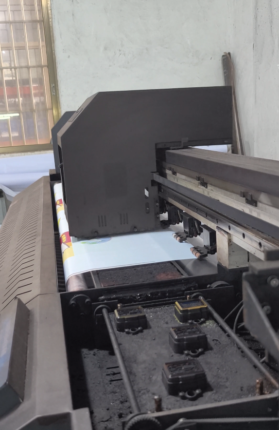 custom printed fabric booth production and inspection at QuicklyShow