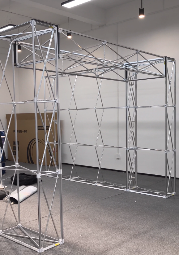 pop up lightbox display production and inspection at QuicklyShow